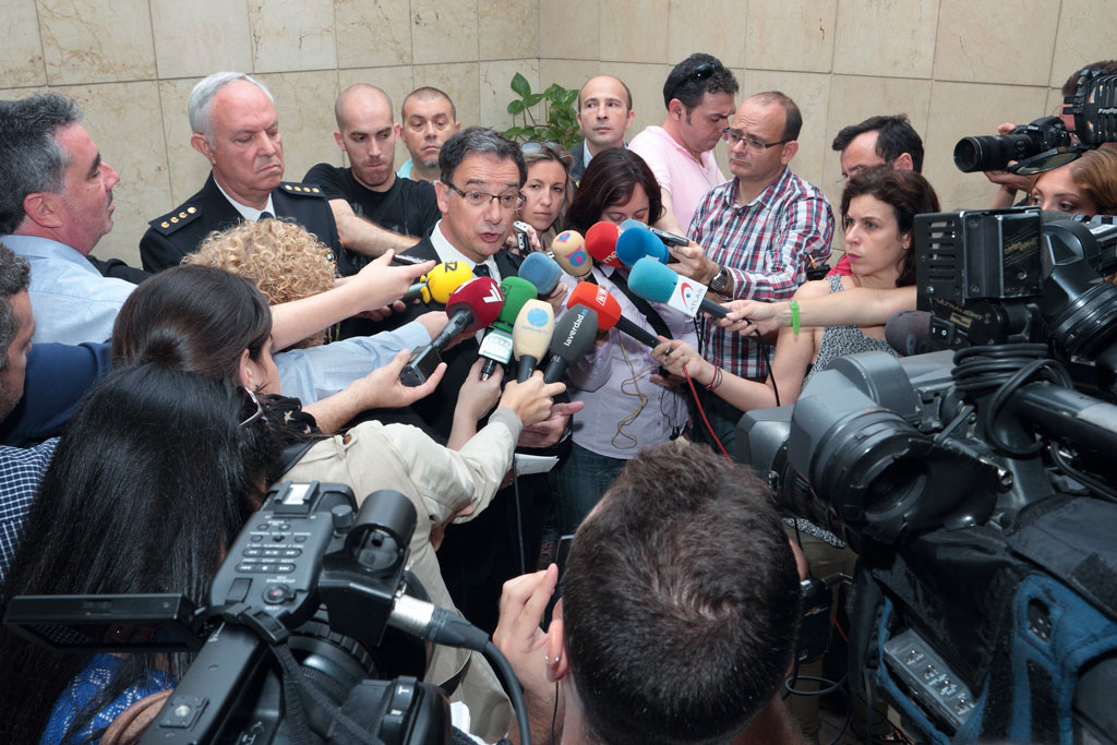 The delegate of the National Government in the Region of Murcia, Joaquín Bascuñana, at a press conference.